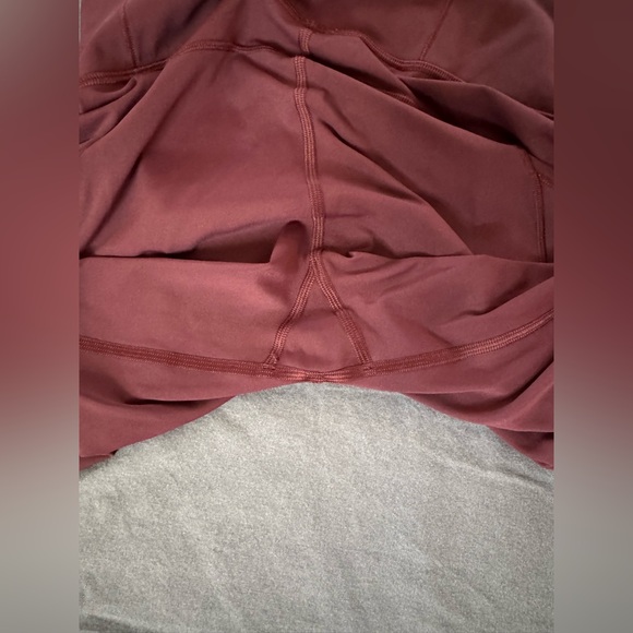 LULULEMON EUC SIZE 4 FAST & FREE CROP II/ Dark adobe - Picture 8 of 11